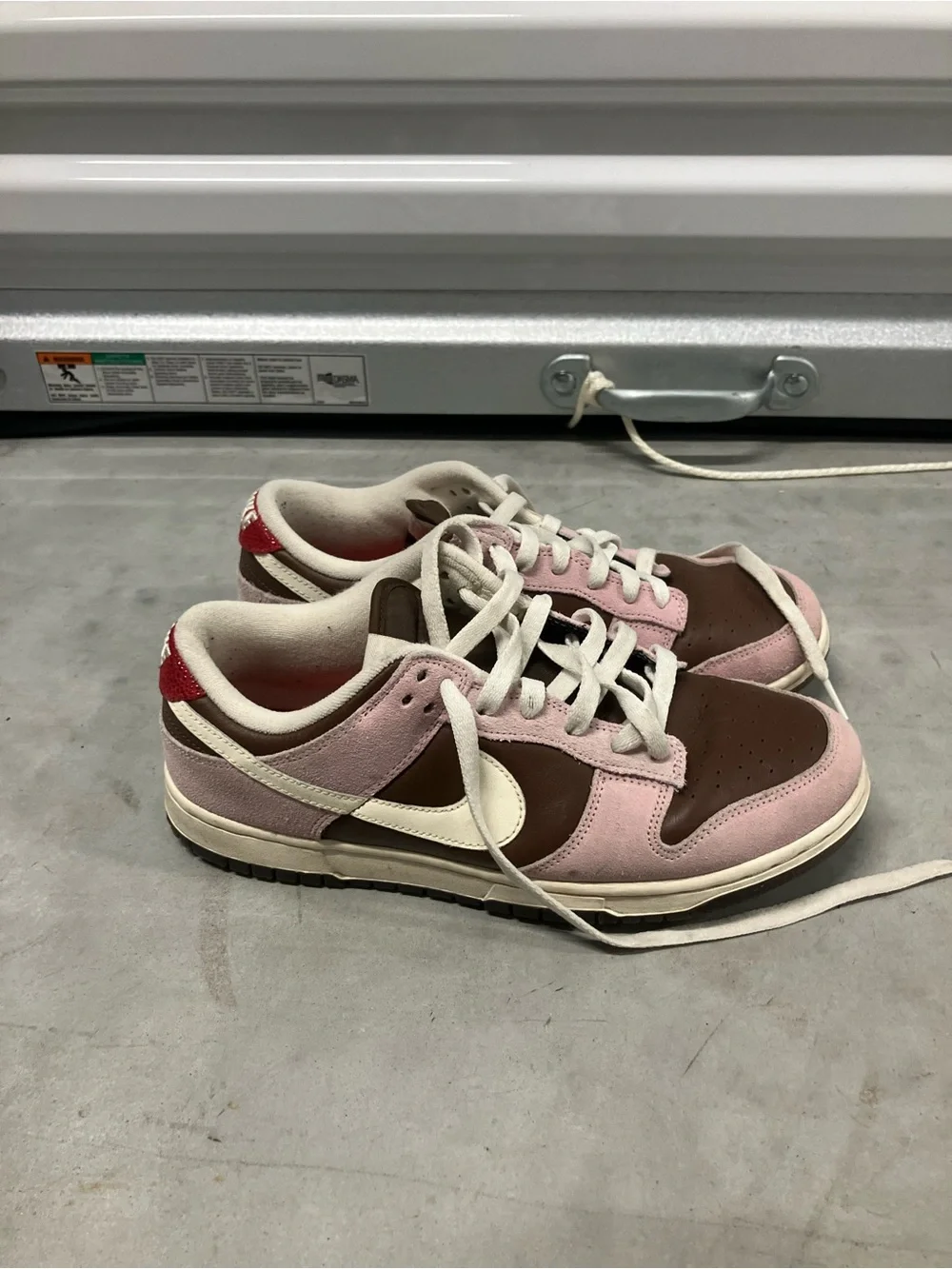 NIKE Women's Dunk Low Neapolitan Shoes Size 10